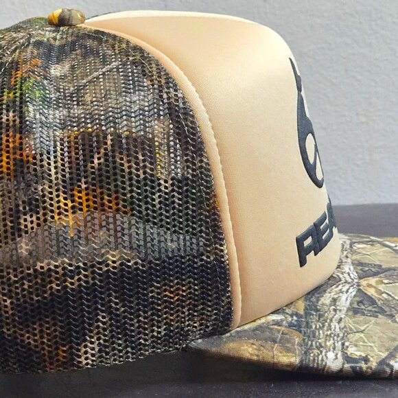 Realtree Camo / Beige 5 Panel Snapback Cap LARGE LOGO - Picture 4 of 6